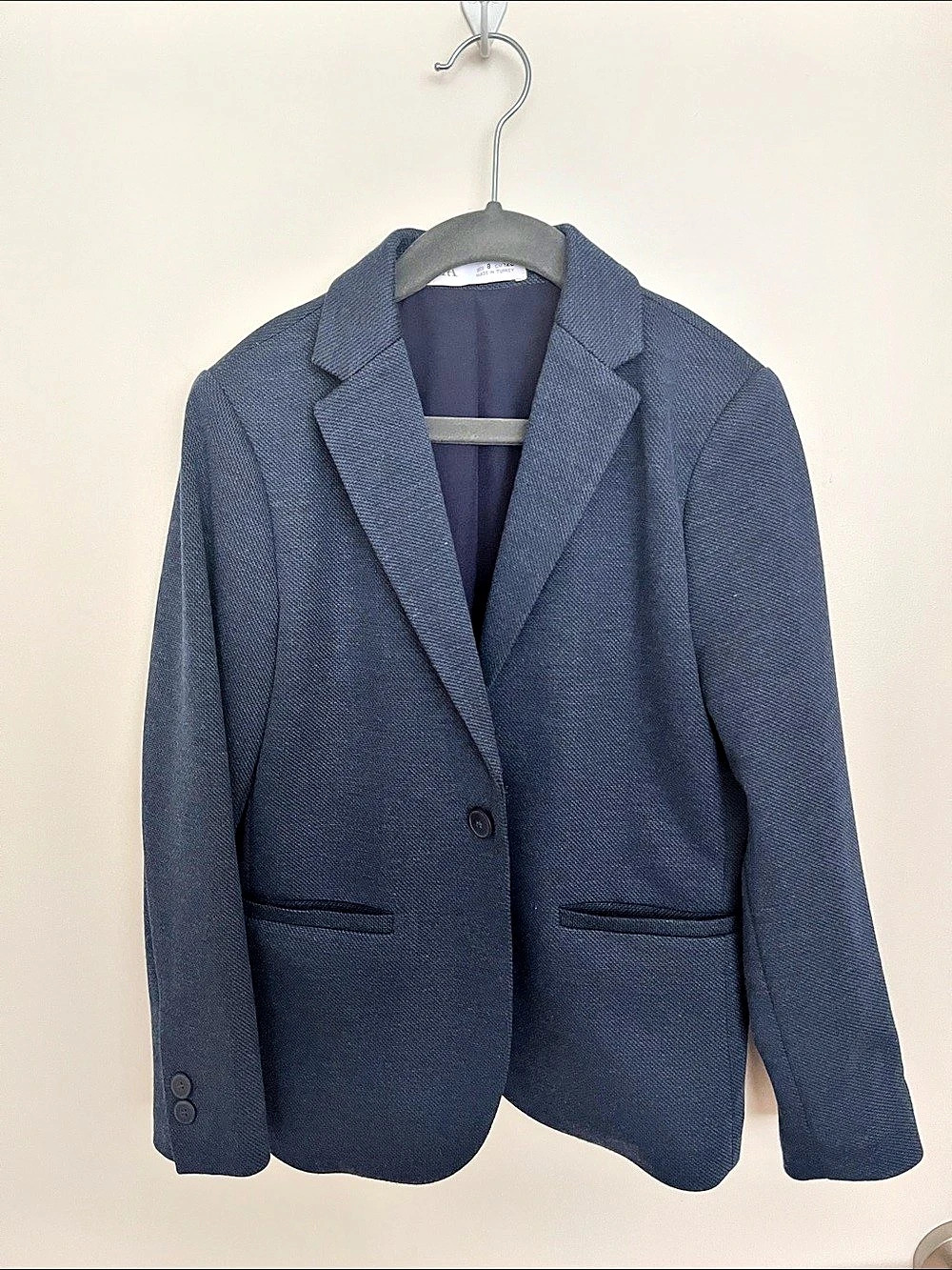 Zara Boy’s Blazer in Blue Size 8 (128) Like New